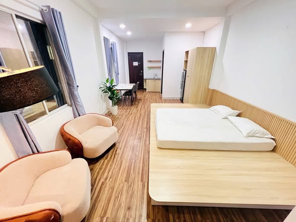 Căn hộ cho thuê 1 phòng ngủ Đoàn Như Hài Quận 4 50m² - Nhà mới hoàn toàn, tự do giờ giấc!