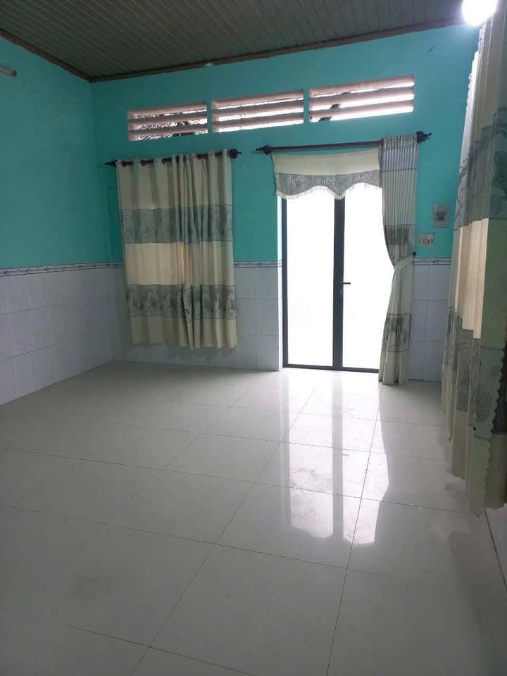 Nhà cho thuê tại Trảng Dài, Biên Hòa 150m² giá 3 triệu - Không gian thoáng đãng, lý tưởng cho gia đình!