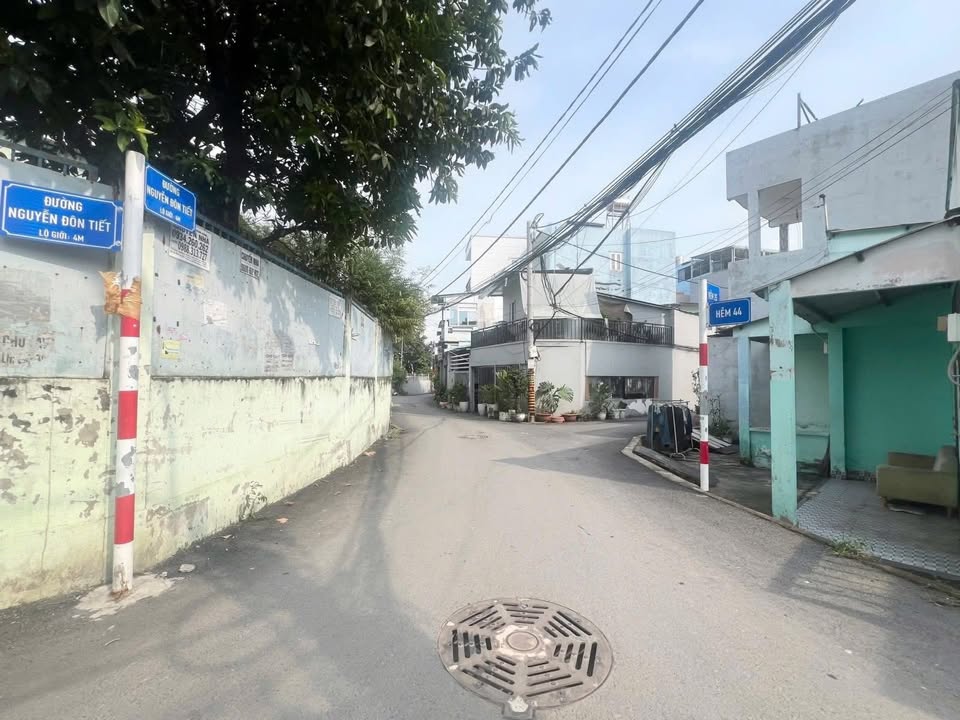 Đất nền quận 2 103m² giá 8.3 tỷ - Hẻm xe hơi thông thoáng!