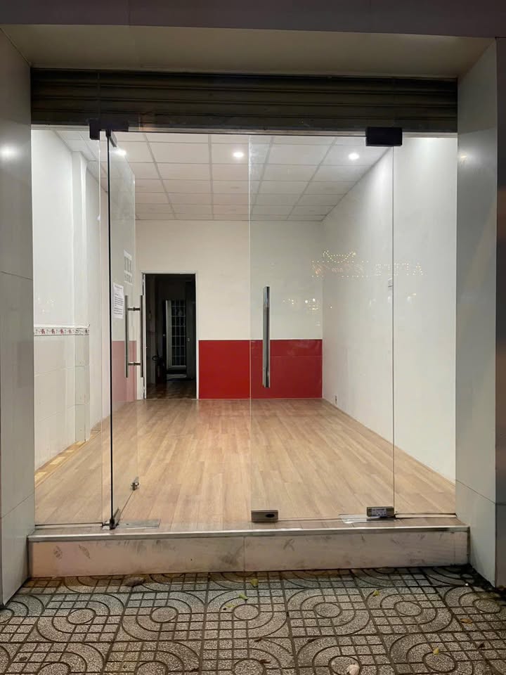 Cho thuê mặt bằng Quận 7 đường Nguyễn Thị Thập 40m² - Kinh doanh mọi ngành nghề!