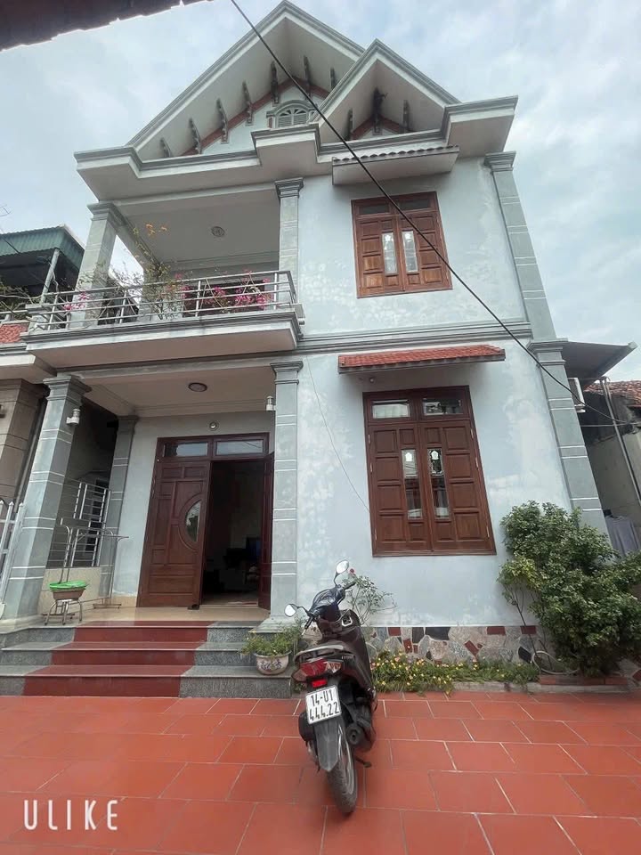 Nhà đẹp Sân vườn Cẩm Phú 265m² giá 2.3 tỷ - Không thể bỏ lỡ!