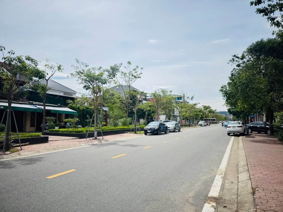 Nhà riêng mặt đường Trà Lân, Vinh 160m² - Vị trí kinh doanh lý tưởng!