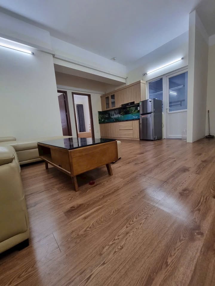 Căn hộ chung cư 30T2 Nam Trung Yên 60m² giá 13.5 triệu - Full nội thất, nhận nhà ngay!