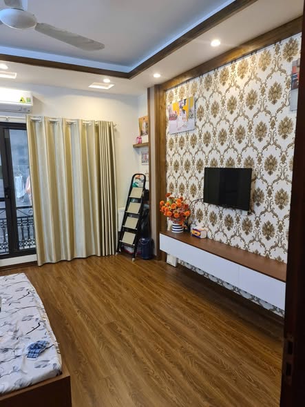Nhà nguyên căn Đặng Tiến Đông, Đống Đa 32m² giá 15 triệu - Full nội thất dọn vào ở ngay!
