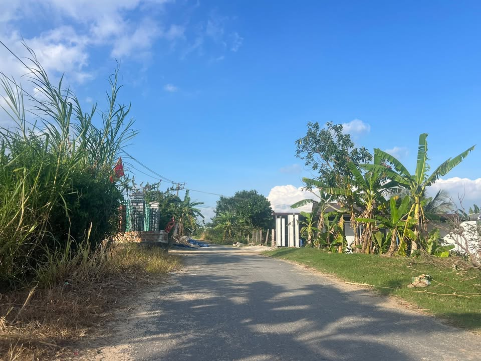 Đất nền 16000m² tại Ea Ô, Ea Kar - Giá chỉ 850 triệu, tặng nhà cấp 4!