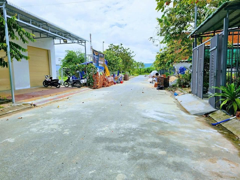 Đất nền 81m² KDC Phú An, Cần Thơ giá 2.3 tỷ - Sổ hồng chính chủ