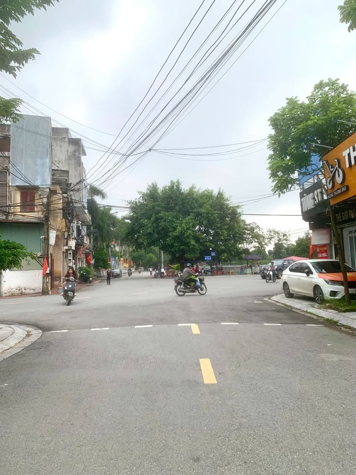 Đất nền kinh doanh chợ gỗ trắc Phù Khê, Bắc Ninh 100m² - Sổ đỏ chính chủ, giá thỏa thuận!