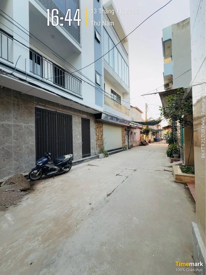 Nhà 4 tầng Trần Lãm, Thái Bình 38m² giá 2 tỷ - Ô tô đỗ cửa, tiện ích đầy đủ!