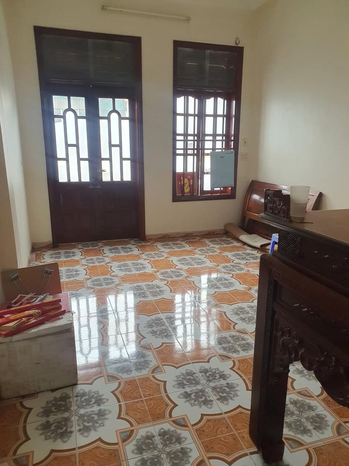 Nhà 3 tầng Lê Thánh Tông - Lê Thanh Nghị 62.6m² giá 4.3 tỷ - Vị trí đắc địa, tiện nghi đầy đủ!