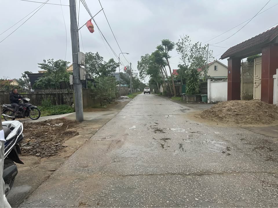 Đất mặt đường Mường Uyển, Vinh Phú 200m² giá 3.3 tỷ - Tiềm năng phát triển vượt bậc!