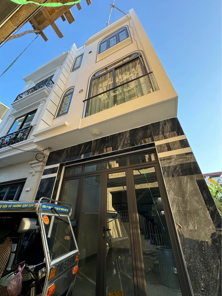 Nhà độc lập ngõ 455 Đằng Hải 43m² giá 3.15 tỷ - Ô tô đỗ tận cửa!