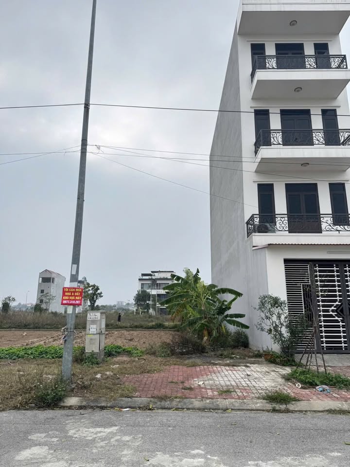 Đất nền Kim Chân, P. Vũ Ninh - 90m² giá 4.1 tỷ - Đường lớn kinh doanh sầm uất!