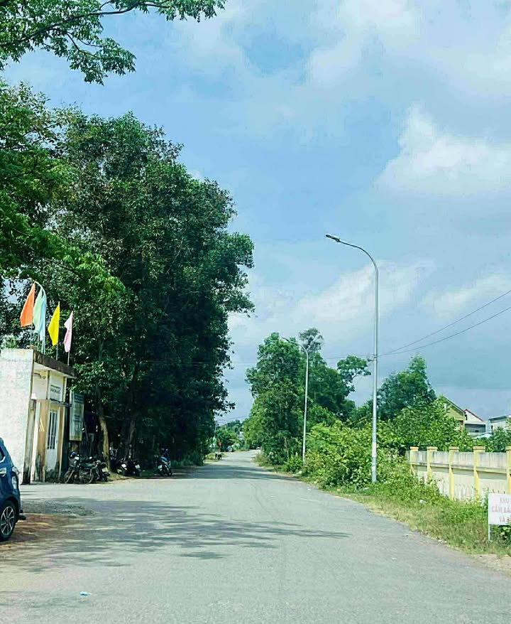 Đất nền Ái Tử 160m² giá 700 triệu - Đường nhựa 13m, gần bệnh viện!