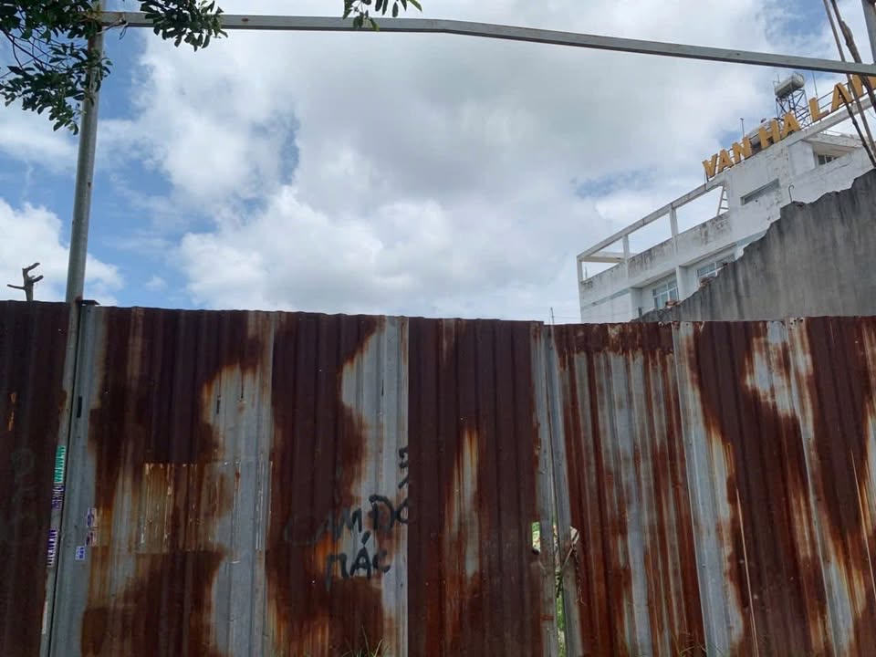 Bán đất mặt tiền đường Lê Văn Khương, Hóc Môn, 600m² giá 18.5 tỷ - Đầu tư sinh lời ngay!