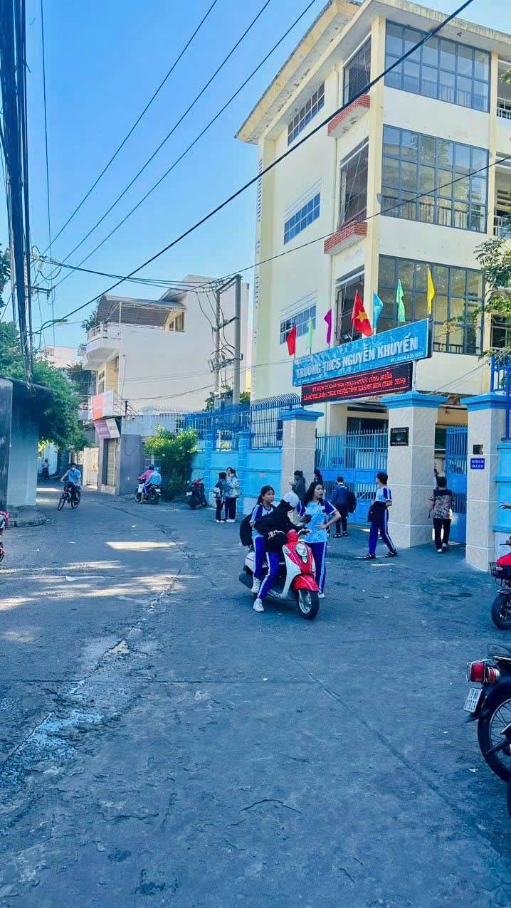 Bán đất 250m² tại đường Ngô Đến, Nha Trang - Vị trí kinh doanh đắc địa giá 10.5 tỷ