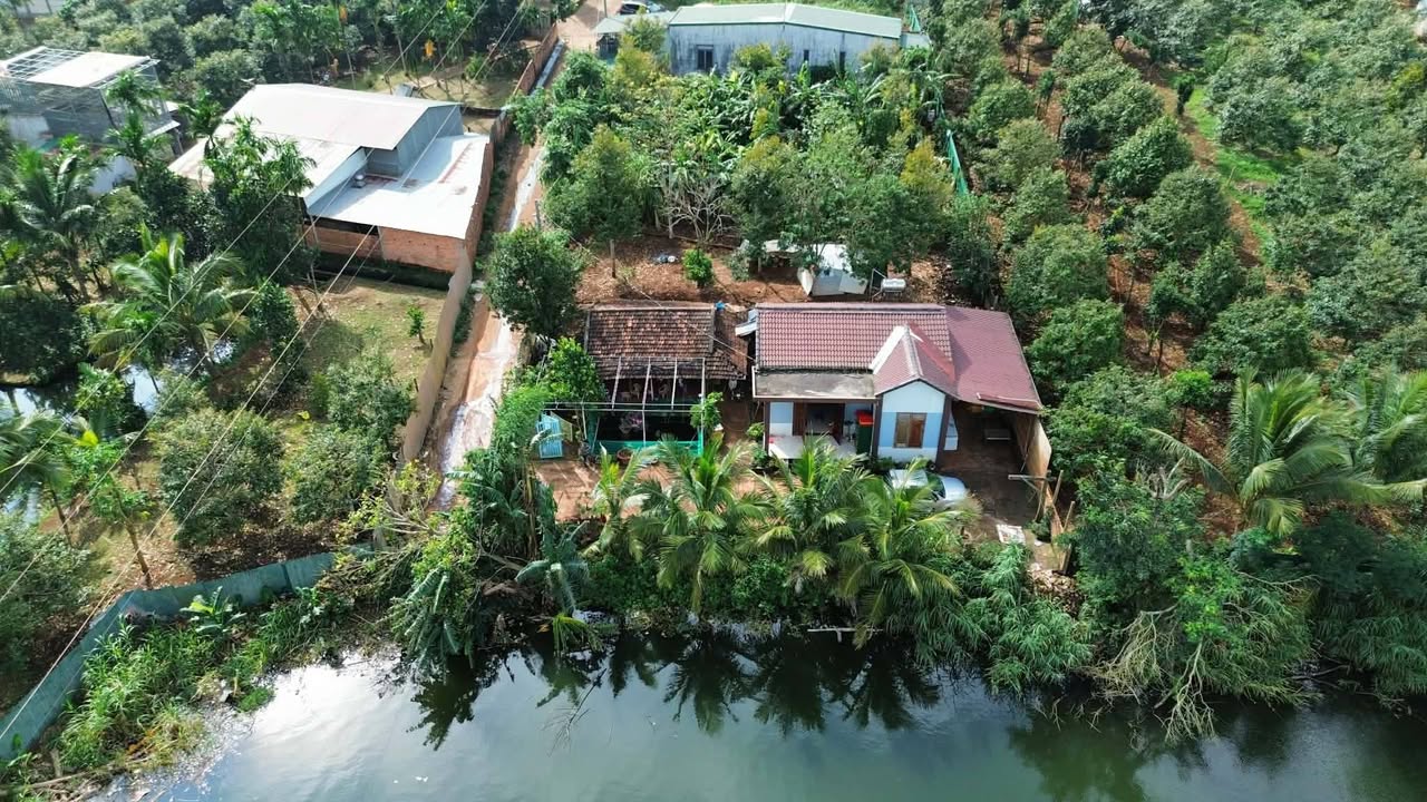 Bán đất tặng nhà thổ cư 810m² view hồ - Hẻm Lương Thế Vinh, Buôn Hồ, Đắk Lắk