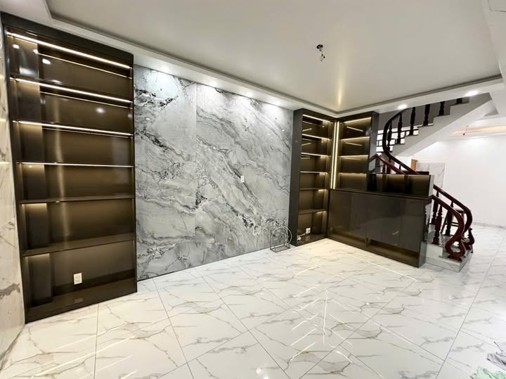 Bán nhà 3 tầng Lãm Hà, Kiến An, Hải Phòng 43m² - Giá chỉ 2,999 tỷ!