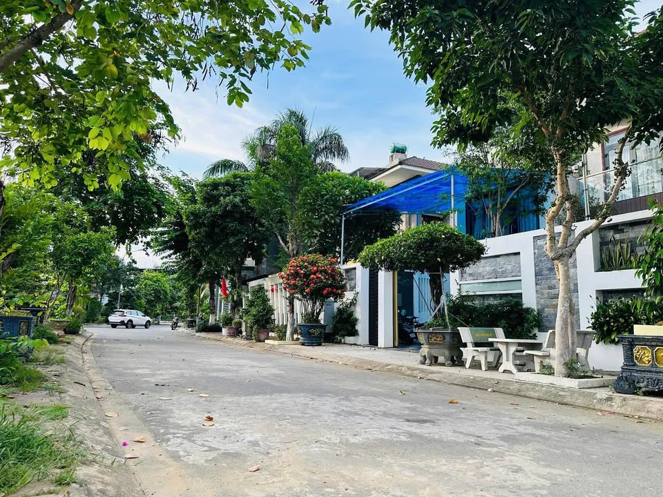 Lô đất KDC Yên Phú 1, Quảng Ngãi 102.6m² giá 2.4 tỷ - View công viên tuyệt đẹp!