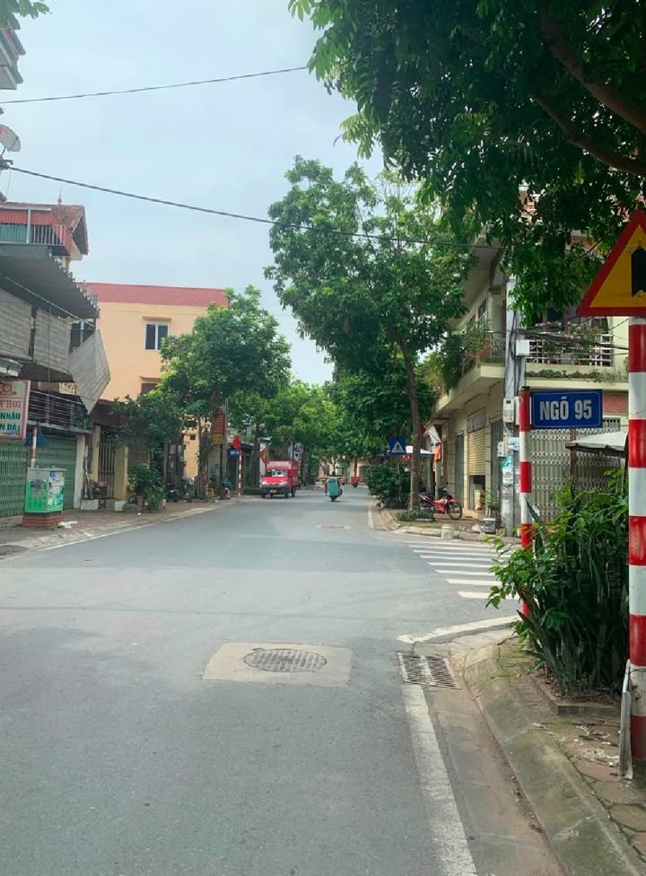 Lô đất mặt phố Đào Xuyên, Gia Lâm, 60m² giá 11 tỷ - Kinh doanh sầm uất!