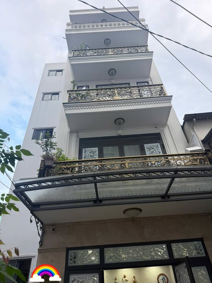 Nhà 5 tầng trung tâm Quận 1, 50m² giá 15 tỷ - Đầu tư sinh lời ngay!