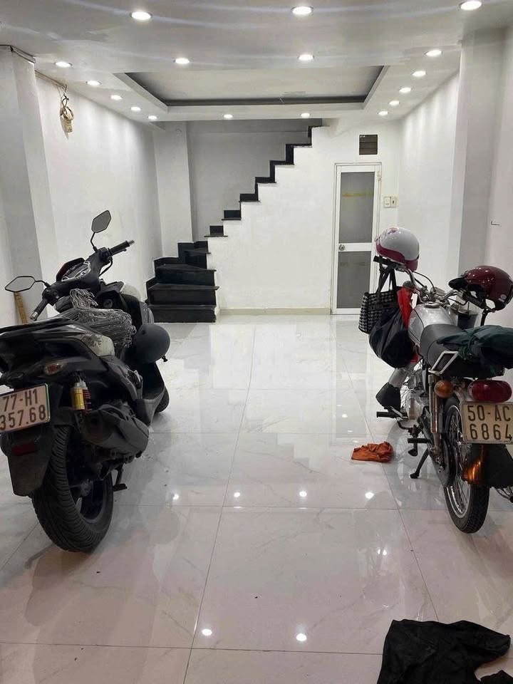 FrontHouse Trần Quang Diệu, Q3 - 31.5m² giá 9 tỷ - Đầu tư sinh lời lý tưởng!