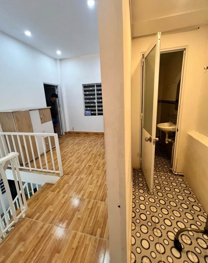 Nhà 2 tầng 30m² Trưng Nữ Vương, Hải Châu giá chỉ 2.19 tỷ - Sổ hồng chính chủ!