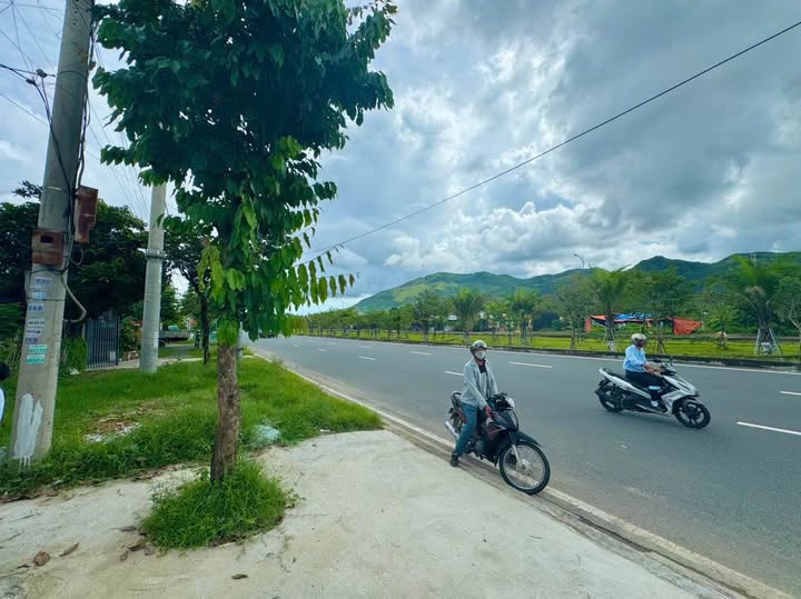 Đất mặt tiền Võ Nguyên Giáp, Diên Khánh 83.2m² giá 3.95 tỷ - Thích hợp kinh doanh!