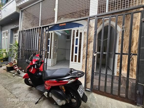 Nhà phố Lái Thiêu 57m² giá 2 tỷ - Tiện ích xung quanh đầy đủ!
