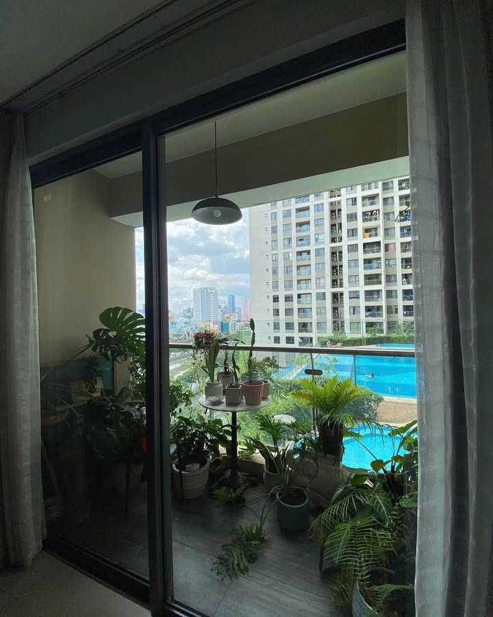 Căn hộ Gold View Quận 4 50m² giá 4.8 tỷ - Full nội thất, view hồ bơi tuyệt đẹp!