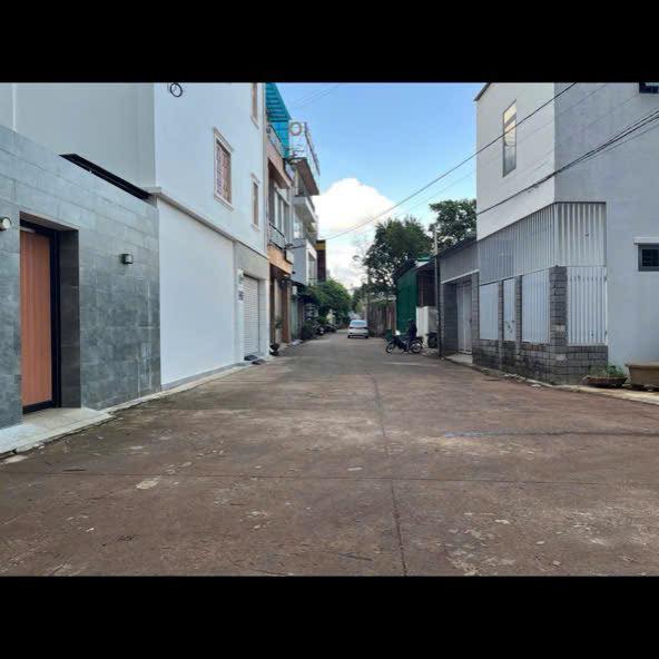 Đất nền Trần Nhật Duật Buôn Ma Thuột 80.21m² giá 4.99 tỷ - An cư lý tưởng!