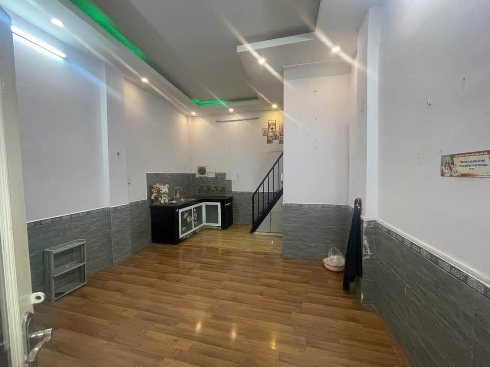 Nhà hẻm Nguyễn Sơn, Phú Thạnh, Tân Phú 24m² giá 3.15 tỷ - Cơ hội sở hữu nhà chính chủ!