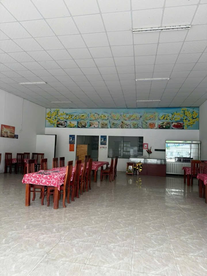 Mặt bằng kinh doanh cho thuê Vĩnh Hải Nha Trang 85m² giá 15 triệu - Vị trí đắc địa gần biển!