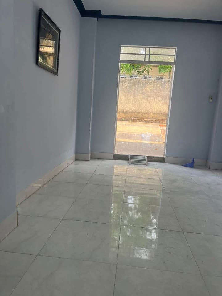 Nhà cho thuê hẻm Chu Văn An, Bảo Lộc 2.5 triệu - Giá tốt, tiện nghi đầy đủ!