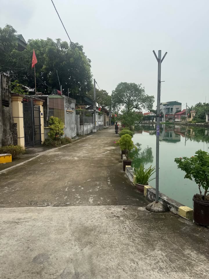 Đất nền Phú Xuyên 50m² giá 1 tỷ - View hồ điều hòa thoáng mát!