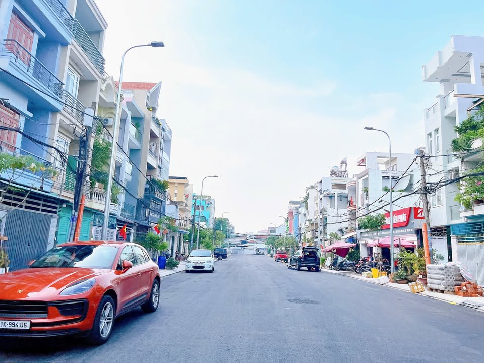 Nhà phố Tân Sơn Nhì 76m² giá 12.5 tỷ - Khu VIP, dân trí cao!