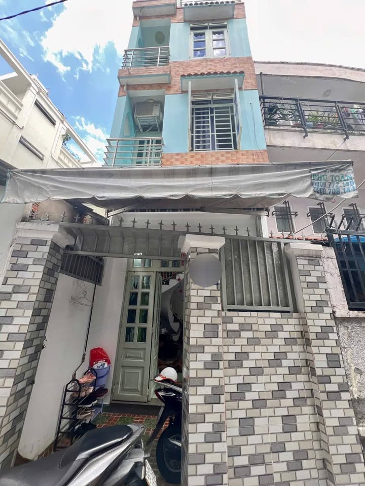 Nhà 4 PN tại Gò Vấp 33m² giá 4.3 tỷ - Cơ hội đầu tư hiếm có!