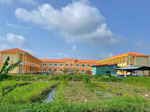 Đất thổ cư Long Định 110m² giá chỉ 1.1 tỷ - Xây dựng tự do, gần trường học!