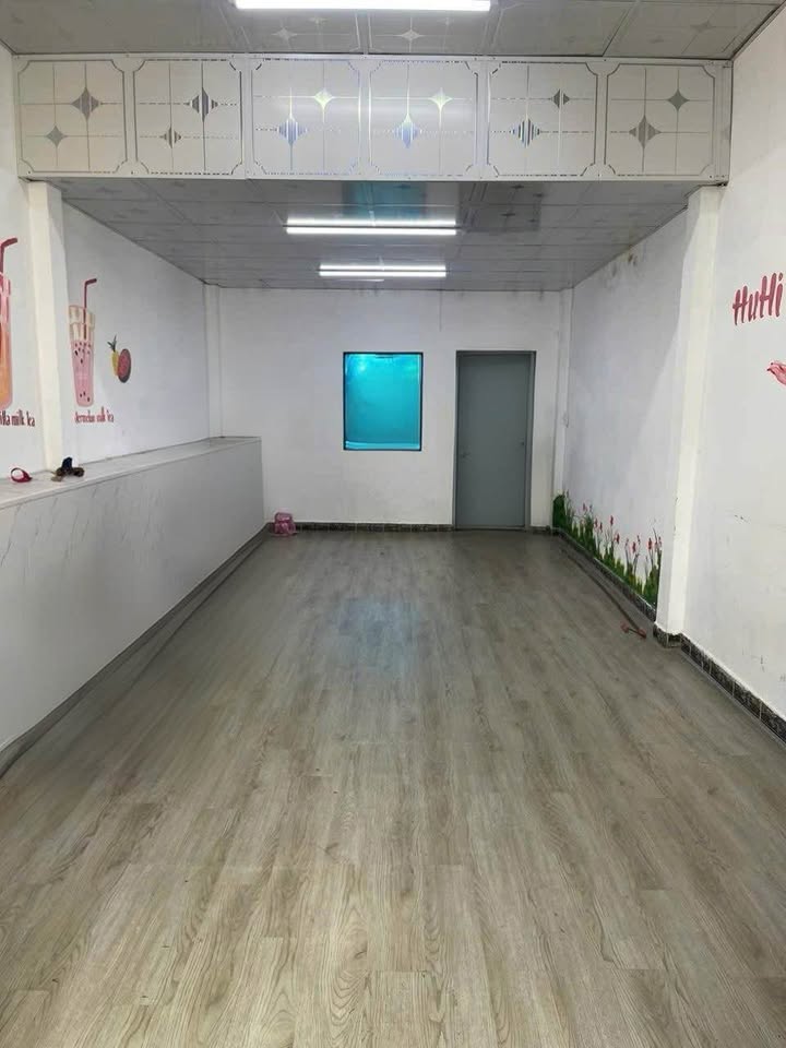 Cho thuê mặt bằng 112m² đường Lê Lợi, Bà Rịa - Giá 12 triệu/tháng - Kinh doanh sầm uất!