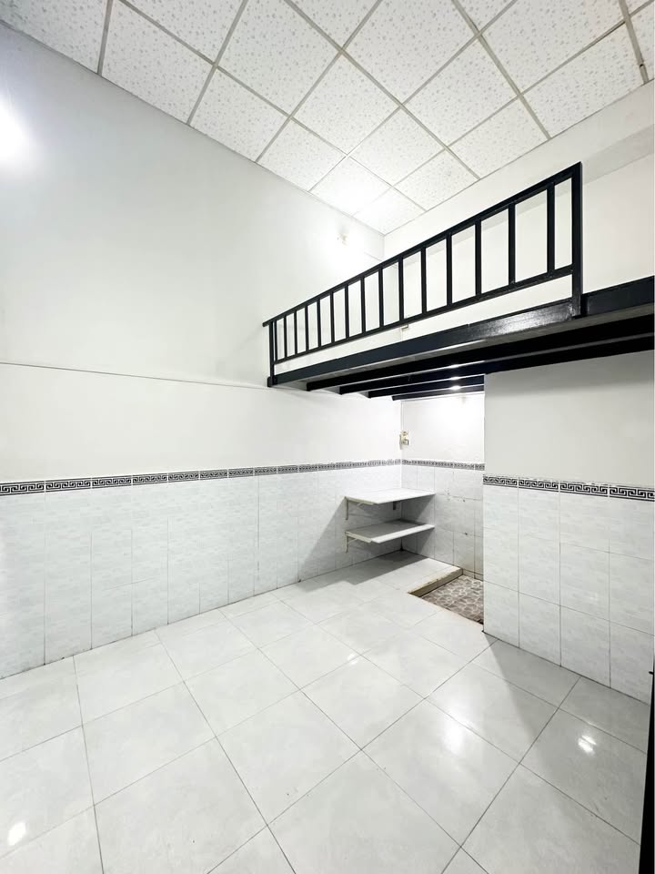 Phòng cho thuê mới tại Bến Lức 15m² giá chỉ 1.2 triệu - An ninh tốt, gần chợ!