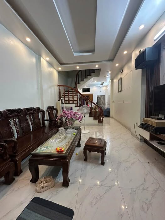 Nhà 2,5 tầng Kỳ Bá Thái Bình 40m² giá 2 tỷ - Bán gấp chính chủ!