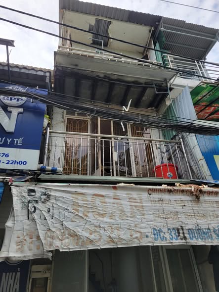 Nhà nguyên căn cho thuê mặt tiền kinh doanh tại Tân Quy, Quận 7 - Giá chỉ 12 triệu/tháng!