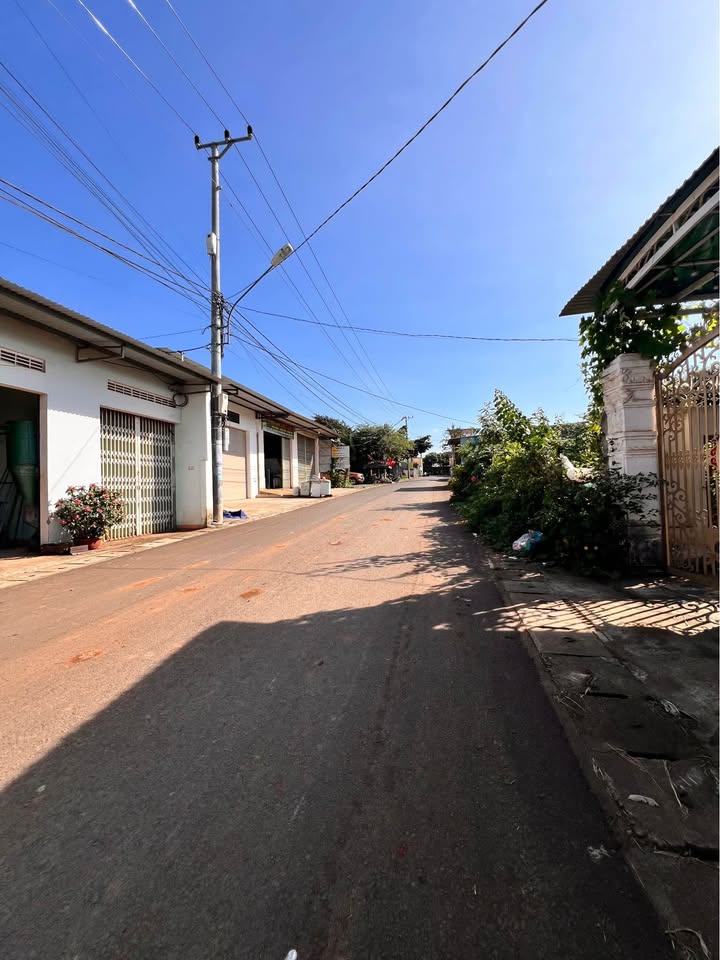 Đất mặt tiền đường Y Wang, Buôn Ma Thuột 186m² giá 2.49 tỷ - Cơ hội đầu tư hấp dẫn!