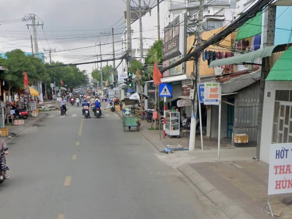 Nhà 1 Trệt 1 Gác Lửng Đường Cách Mạng 70m² giá 4 tỷ - Mặt tiền kinh doanh lý tưởng!