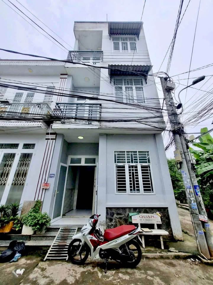 Nhà phố góc 2 mặt tiền đường Đoàn Thị Điểm, Cái Khế, 42m² chỉ 2 tỷ - Đầu tư sinh lời!