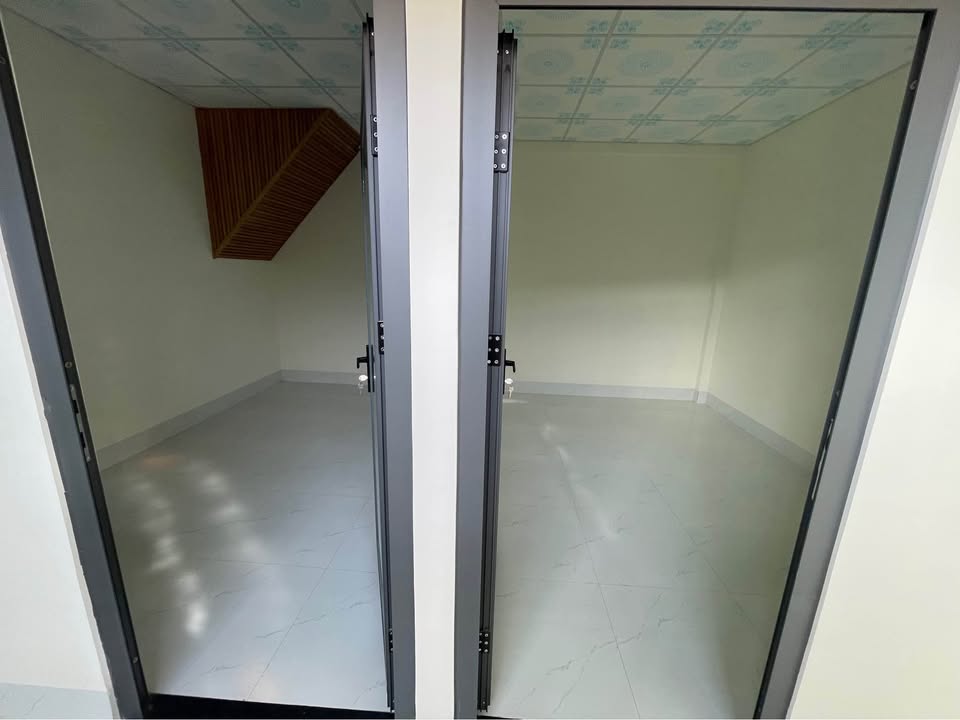 Nhà bán hẻm Đinh Công Tráng, Buôn Ma Thuột 124.64m² giá 3 tỷ - Diện tích rộng rãi, thổ cư 100%!