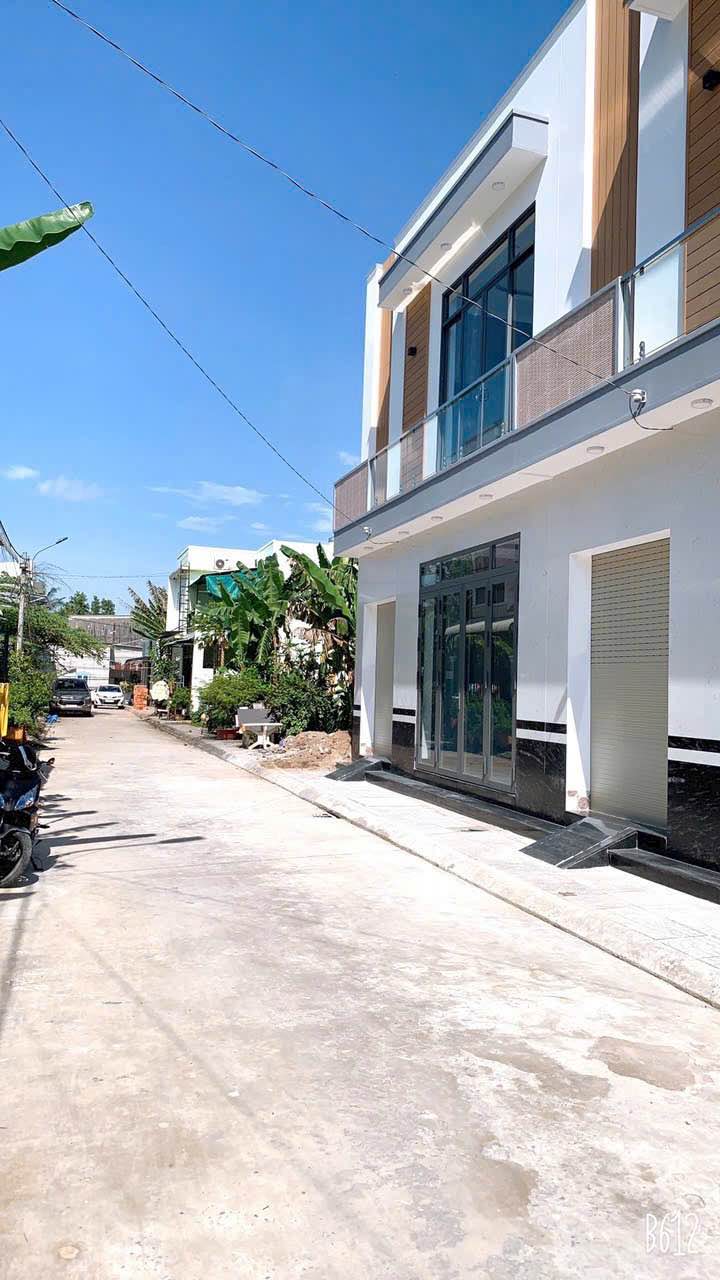 Nhà trệt lầu đường Trần Quang Diệu, Bình Thủy, 63m² giá 2.1 tỷ - Thích hợp đầu tư cho thuê!