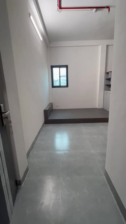 Phòng cho thuê tại Ngõ 58 Nguyễn Khánh Toàn - Full đồ cơ bản, sẵn sàng vào ở!