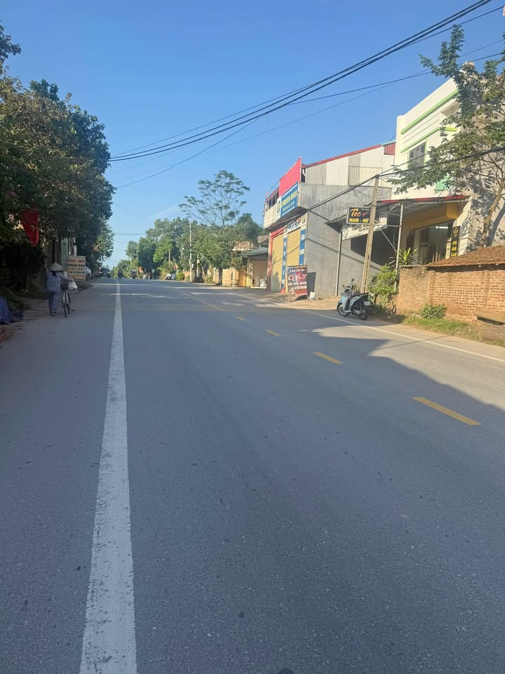 Đất nền kinh doanh Lập Thạch 120m² giá 2.1 tỷ - Cơ hội đầu tư hiếm có!