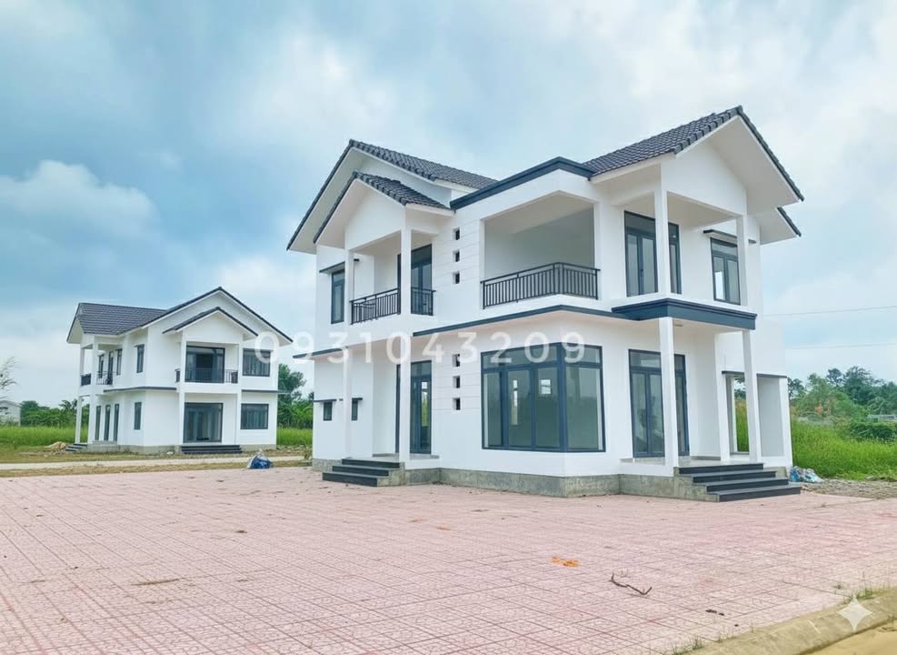 Biệt thự Mekong City Vĩnh Long 300m² giá 8.9 tỷ - Nơi cuộc sống xanh và hiện đại!