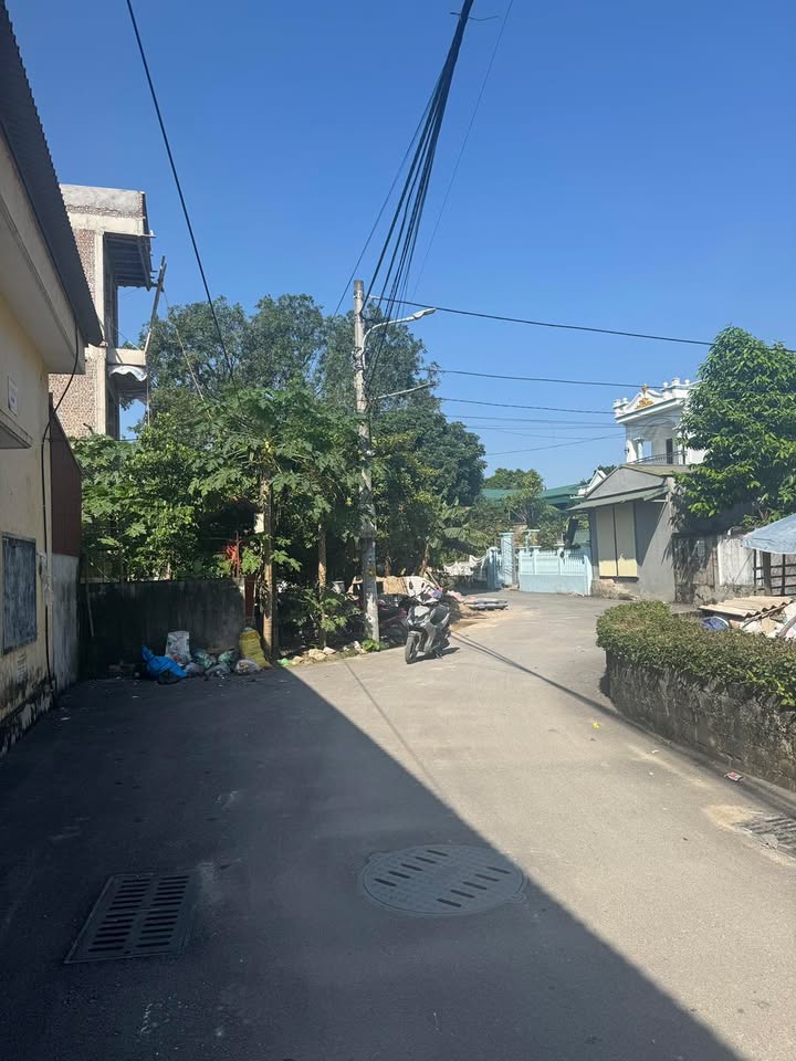 Nhà phố Phủ Lý, Hà Nam 150m² - Cần bán gấp, cách chợ Tiên Tân chỉ 450m!